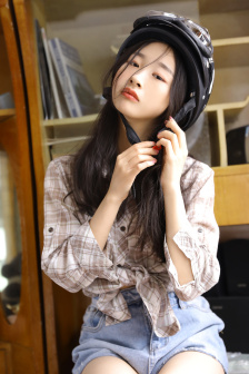 女子挑战很多个男的世界纪录